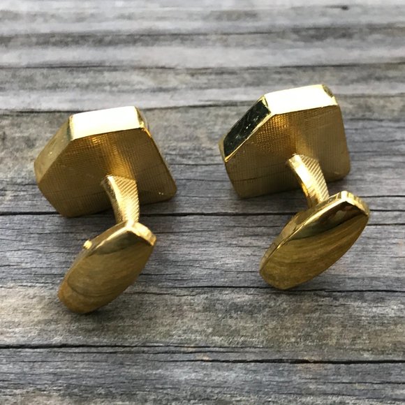 Men Cuff Link Gold Tone men Jewelry - Picture 6 of 10